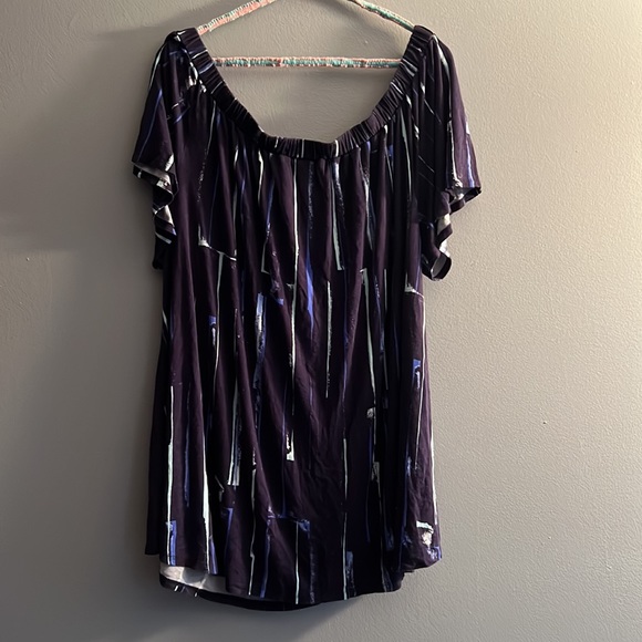 Apt 9 2X top - Picture 3 of 3